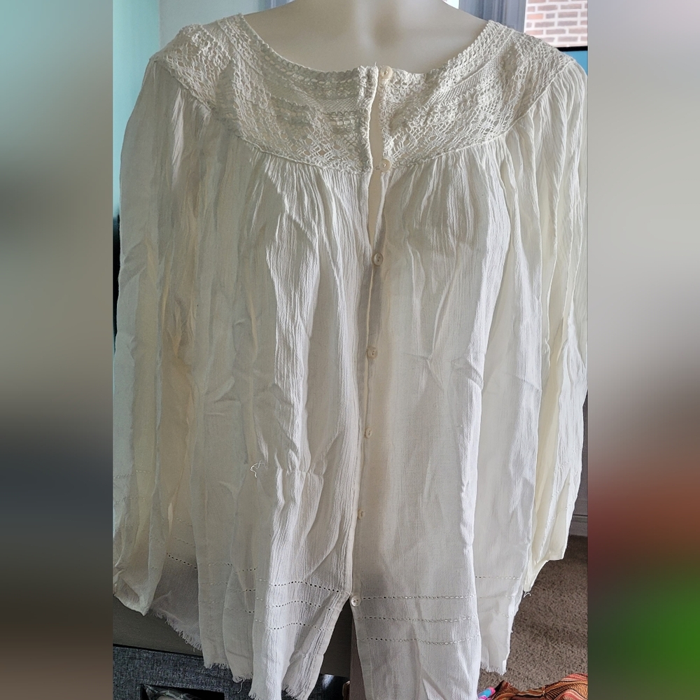 Free People Elegant Cream Lace-Trimmed Women's Top